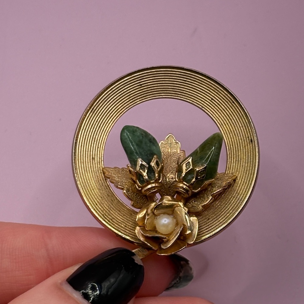 Vintage Gold Tone and Green Jade Pearl Floral Brooch
